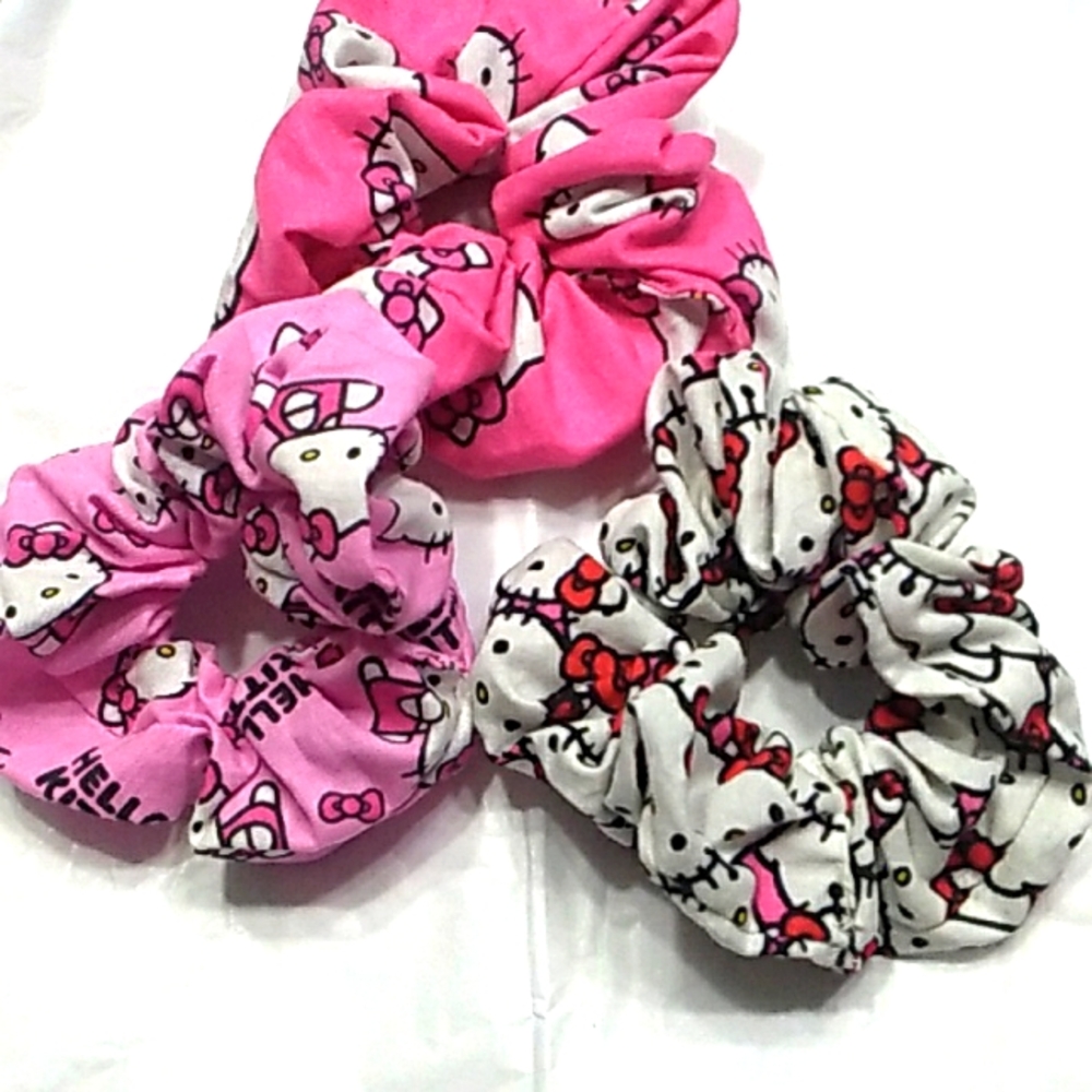 Hello kitty scrunchie Set